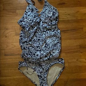 Pea in the pod 2 piece swim suit.